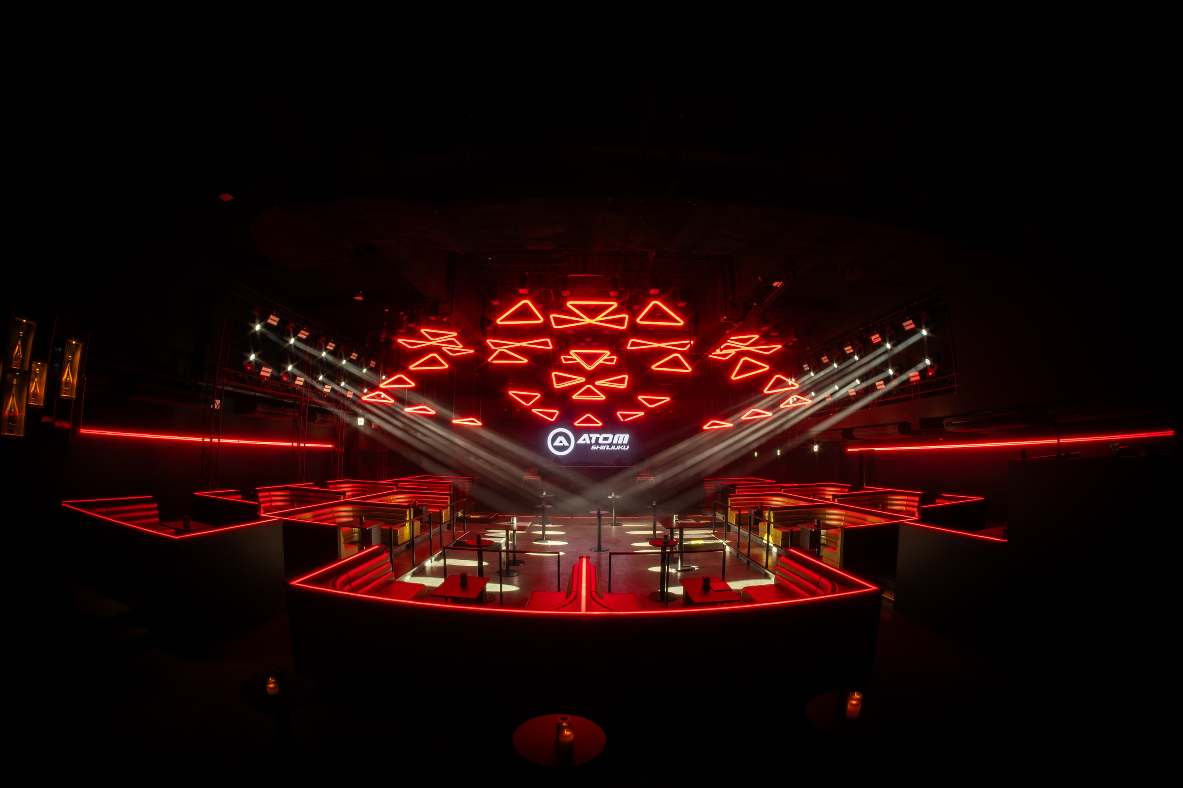 ATOM TOKYO SHINJUKU interior